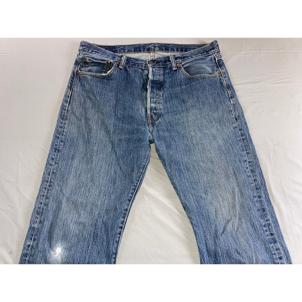 Levi's Vintage 501 Classic Straight Button Fly Denim Jeans. Men's 36X33, GUC!!